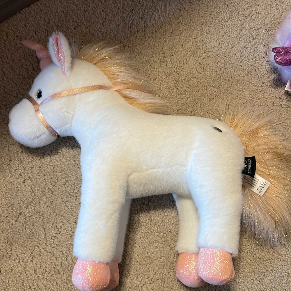 FAO Schwartz Plush Glitter Unicorn